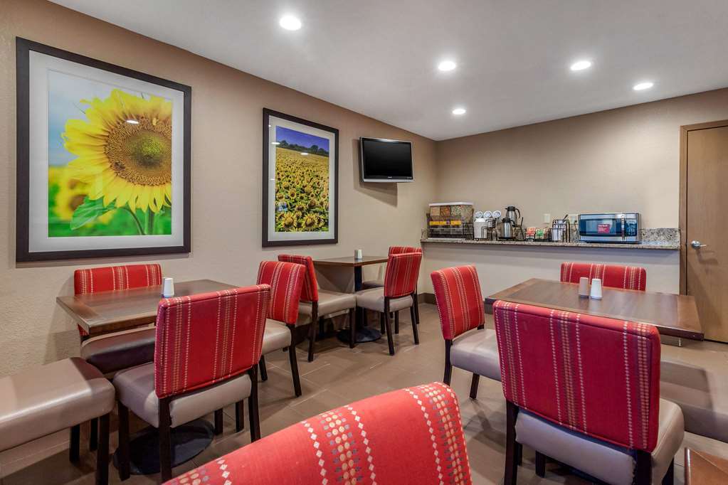 Comfort Inn & Suites Hays I-70 Restoran foto